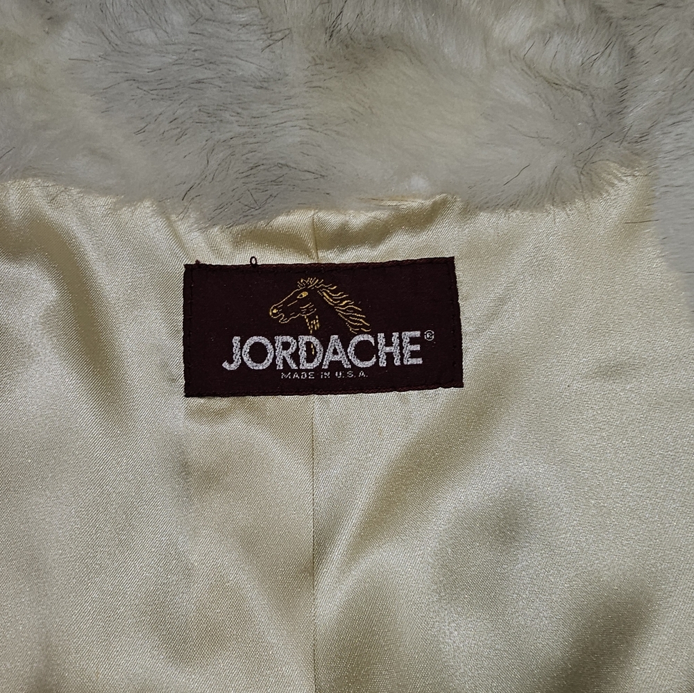 EUC FAUX FOX FUR 3/4 Lenght Coat By Jordache Size 11/12 - Picture 4 of 10